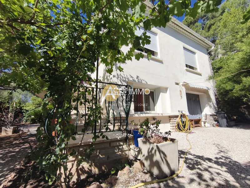 Maison familiale avec deux logements - vue dégagée - terrain