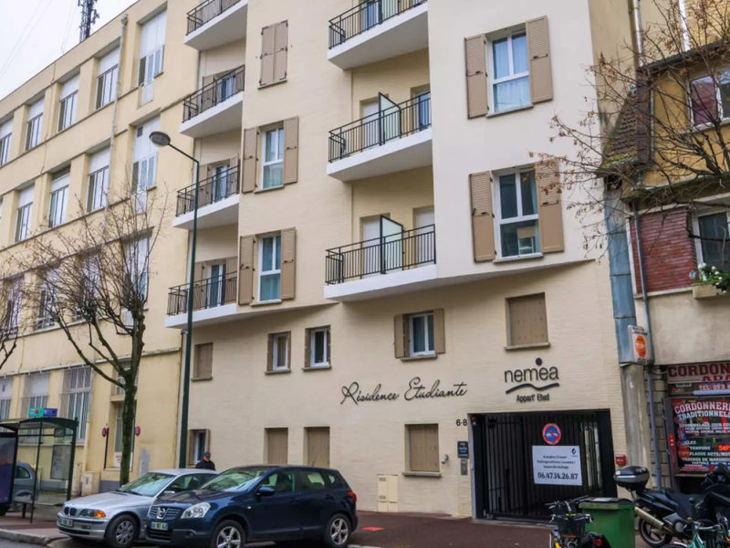 Investment property under commercial lease