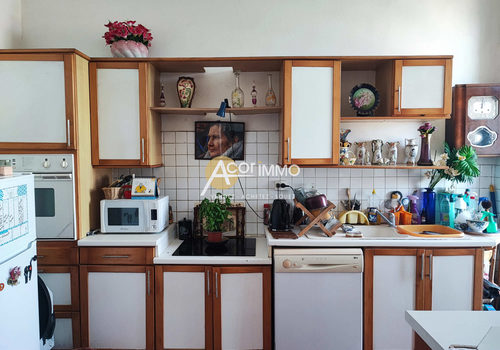 LA SEYNE CENTRE, 4-room apartment 74 m2 with SEA view