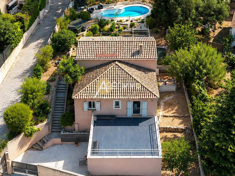 Les 4 chemins des Routes - VILLA T4 sur un terrain de 772m2