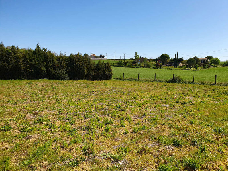 TERRAIN CONSTRUCTIBLE DE 1361 M2 À 5 MINUTES DE CASTELNAUDARY