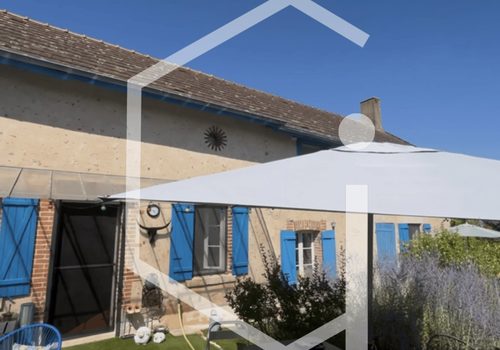 Renovated farmhouse with taste and authenticity