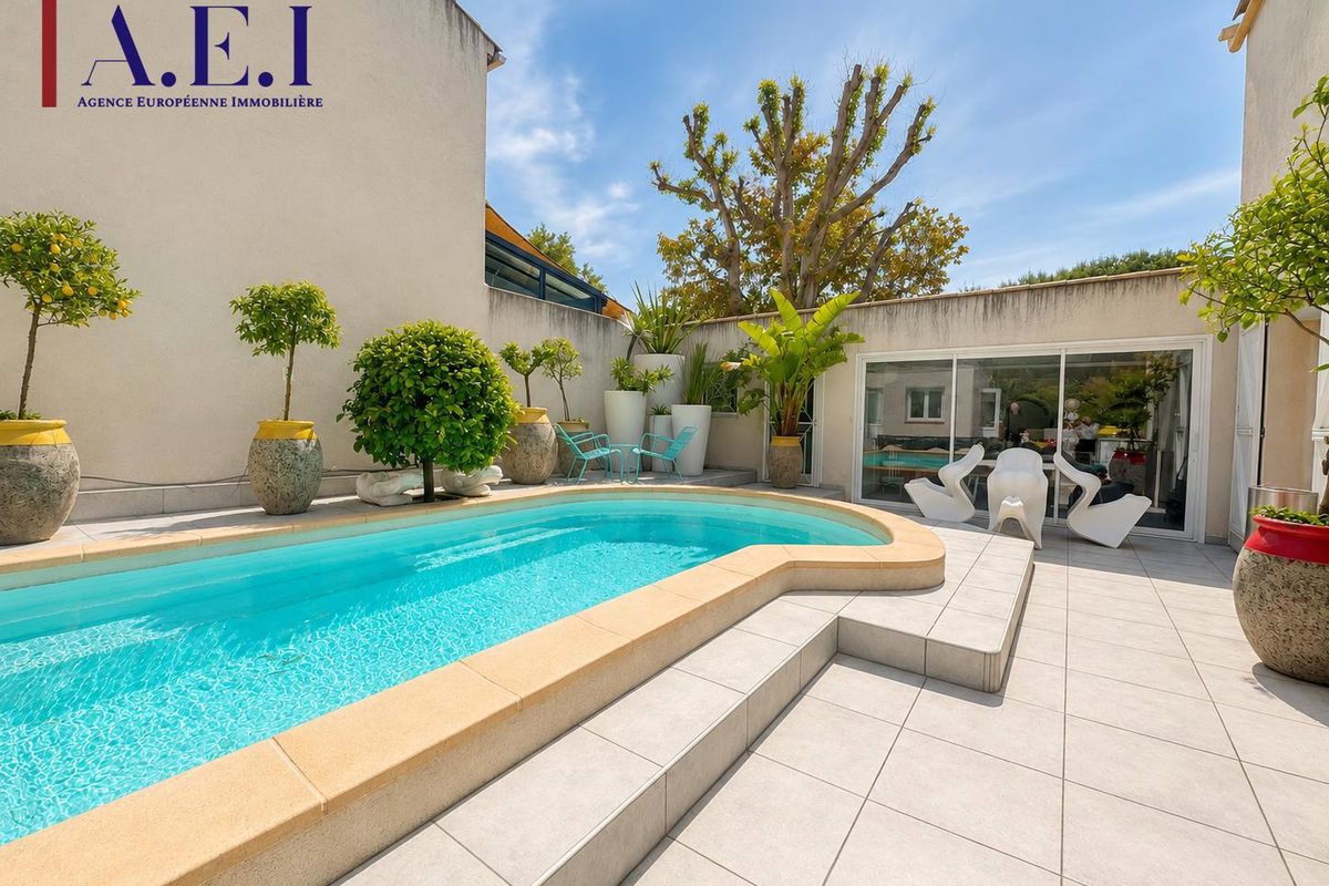 Five-room house with swimming pool