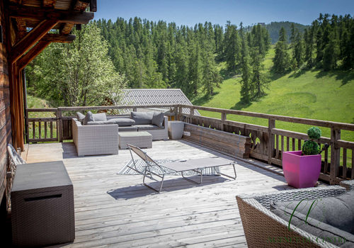 VALBERG THE ART OF LIVING IN THE MOUNTAINS IN AN EXCELLENT CHALET