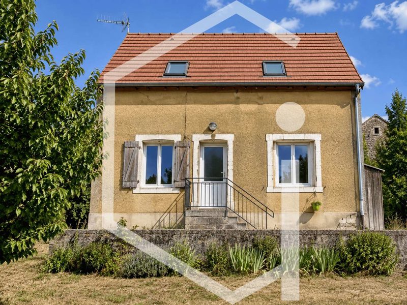 Maison en pierres 151 m2 - 5 pièces - 2713 m2 de terrain - dépe